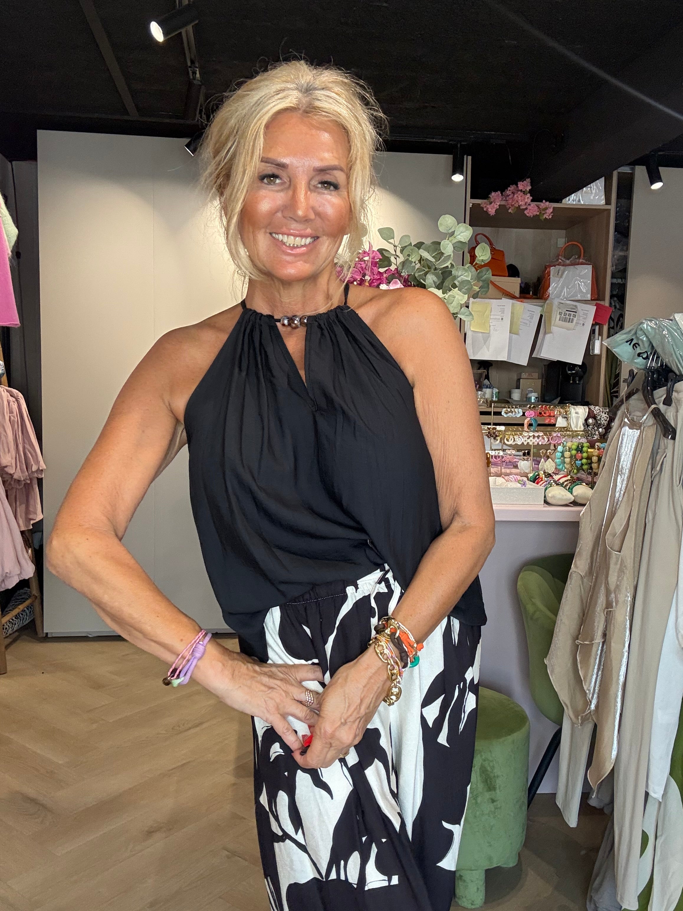 Oberer Halter Perle schwarz